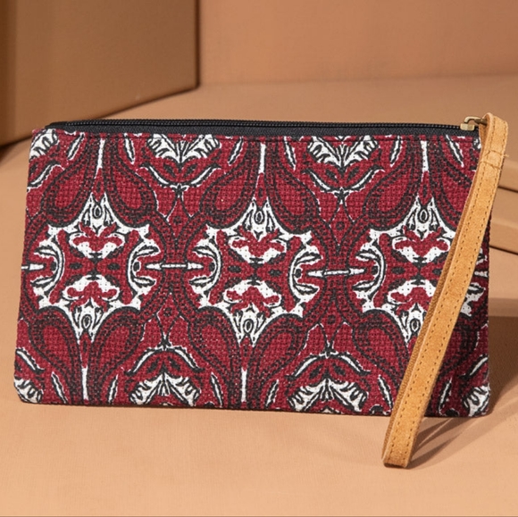 Handmade Hand Beaded & Sequined Wristlet Clutch - Unique Ethnic Inspired Pattern - Picture 3 of 6